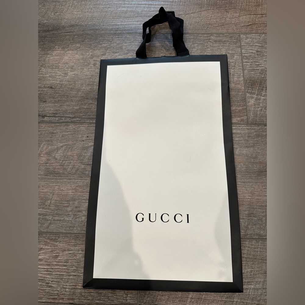 Authentic Gucci Paper Bag - Picture 2 of 2